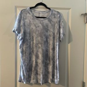 Grey marble athletic t-shirt